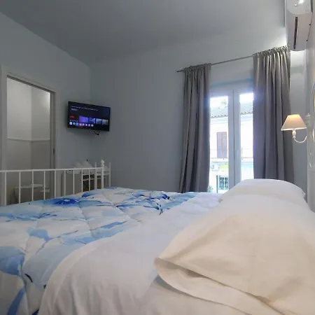 Couette-café 65012 House 3*