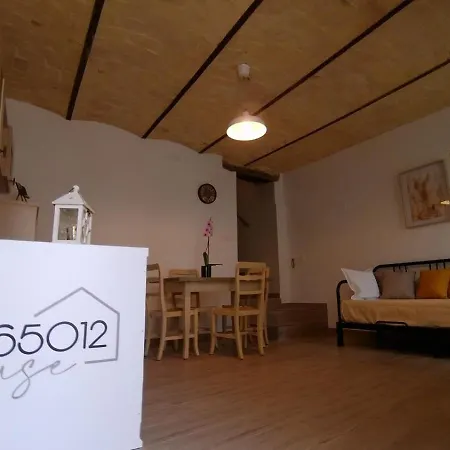 65012 House Couette-café 3*