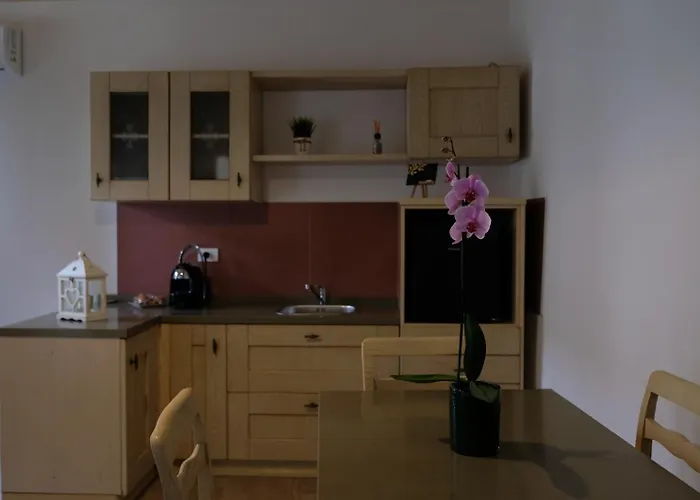 Bed & Breakfast 65012 House 3*