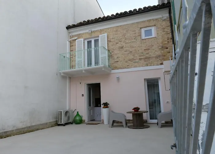 65012 House فندق مبيت وإفطار